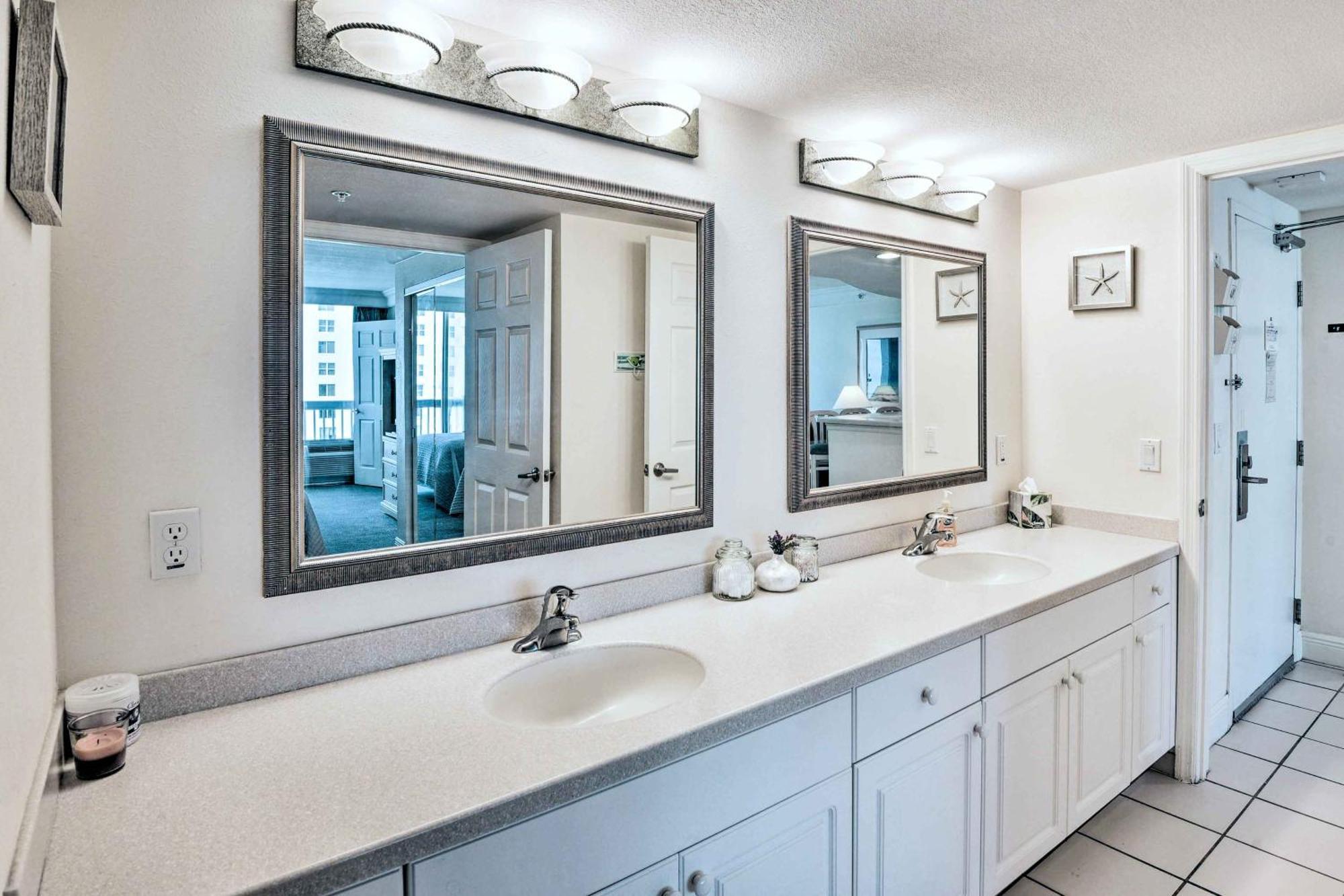Sunny Daytona Beach Gem With Ocean Views! ภายนอก รูปภาพ